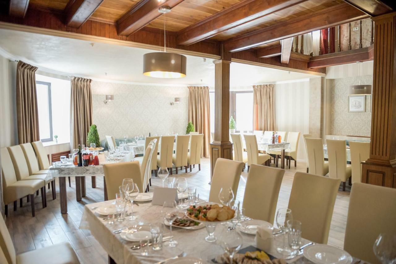 Hotel Geneva 3*